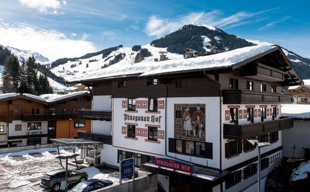 Hotel Pinzgauerhof - Inclusive Evening Dinner Saalbach-Hinterglemm Eksteriør bilde